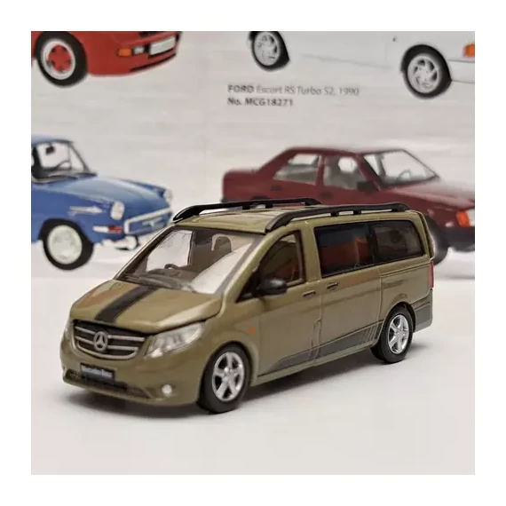 Mercedes-Benz Vito 2022 1:64